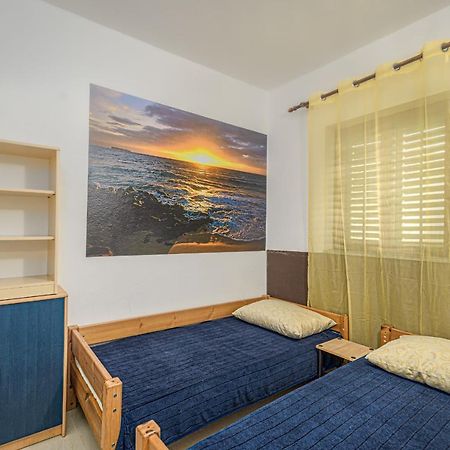 Studio Holiday Adriatic Pag Town Exterior foto